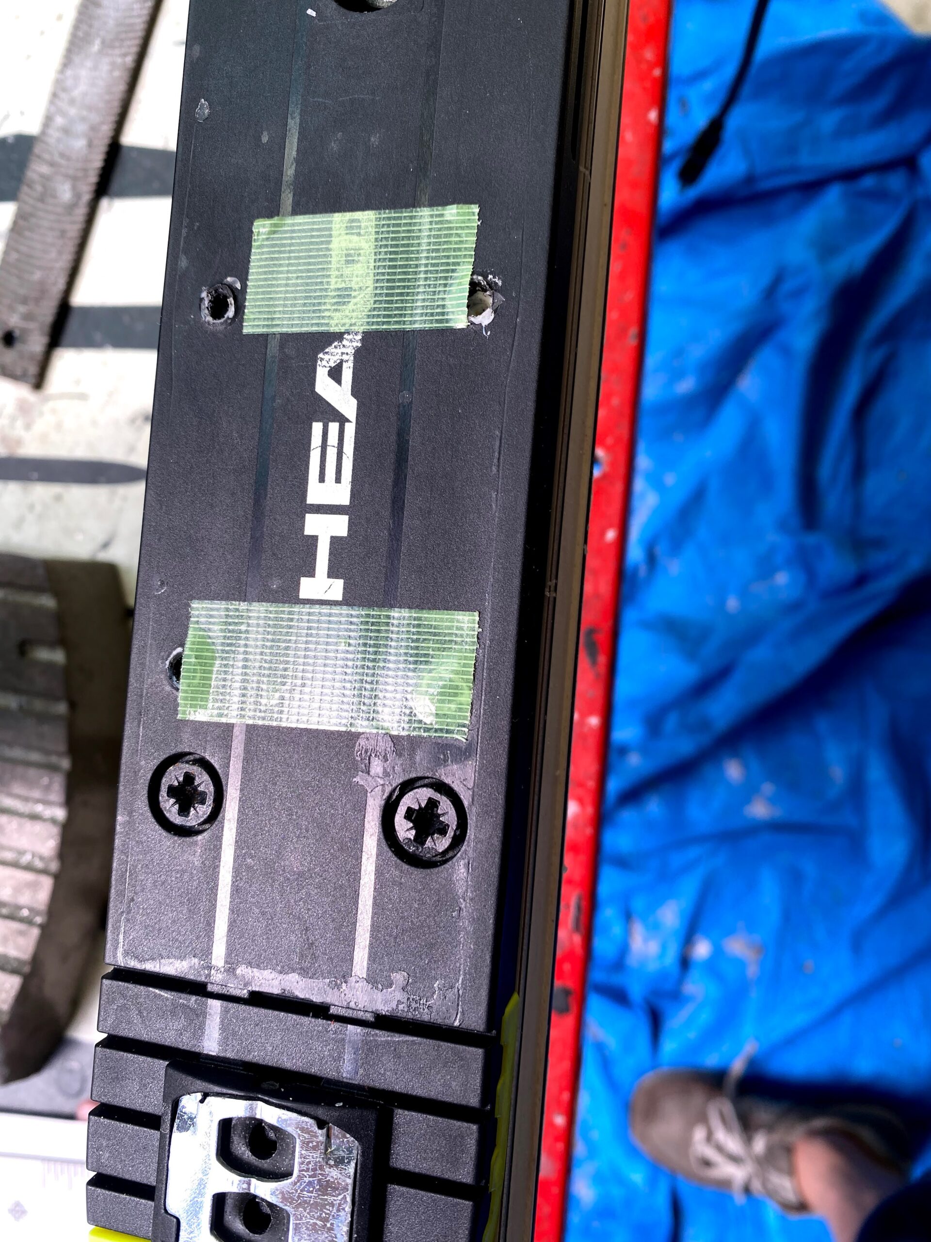 ヘッドプレート穴あけ