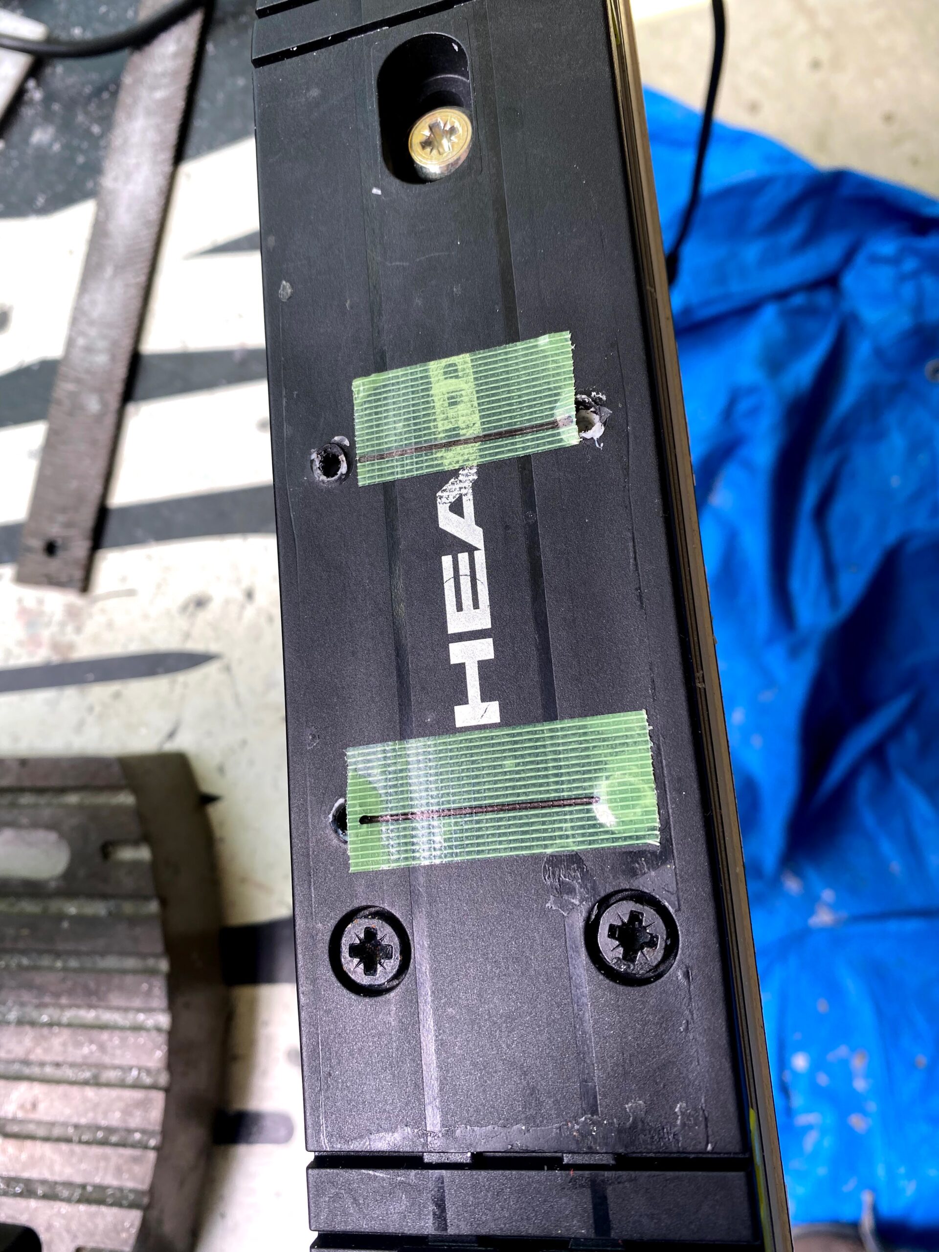 ヘッドプレート穴あけ