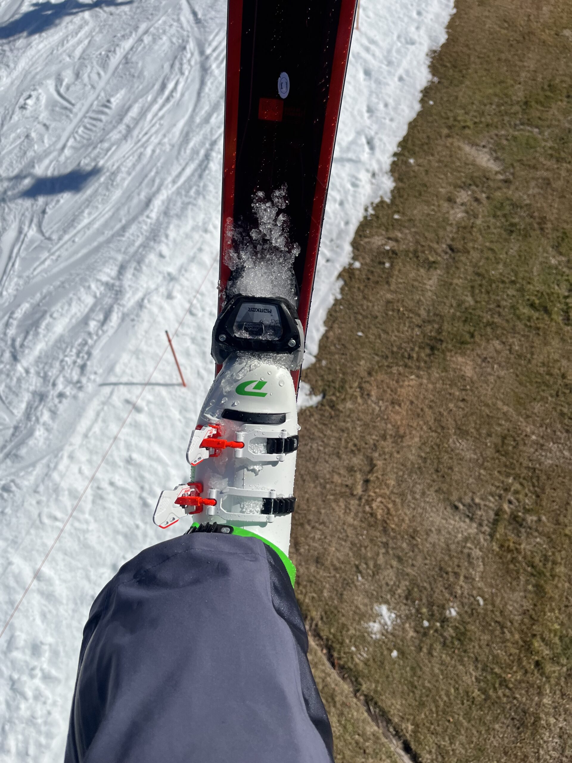 奥伊吹初滑り2025